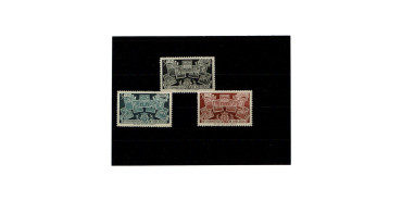 BARCELONA, 1945, Nºshne31** sellos procedentes de hojas bloque