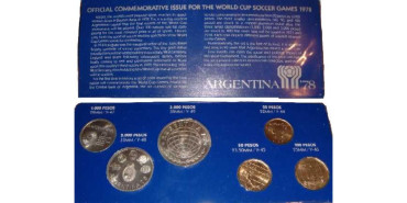 ARGENTINA - K-075/80, ESTUCHE COMPLETO Pesos 1977 , SC