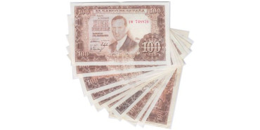 F469L.- Lote x 10 - 100 Pesetas 7 de Abril 1953 MBC/EBC-