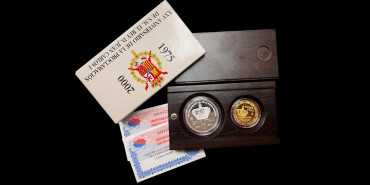 2000 - BOX SET "XXV ANIV. PROCLAMACION JUAN CARLOS I" - SILVER + GOLD. PROOF