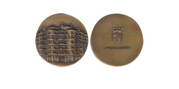 MLL071 - FILABARNA 2002 - GAUDI, LA PEDRERA - ESCUDO DE BARCELON